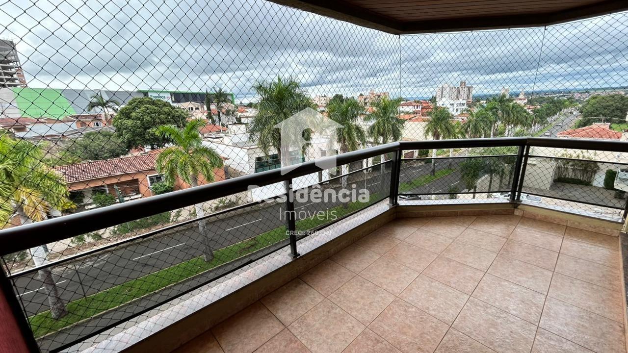 Apartamento à venda no Jardim Lavínia: 