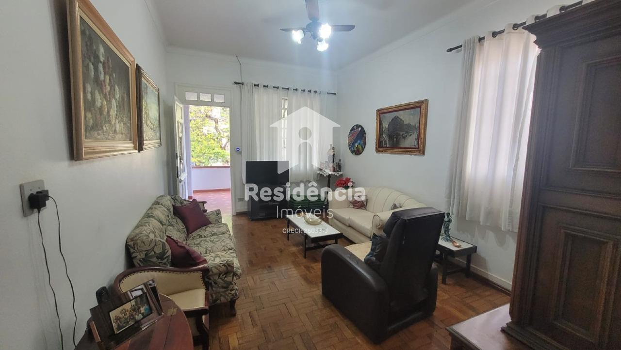 Casa à venda no Centro: 