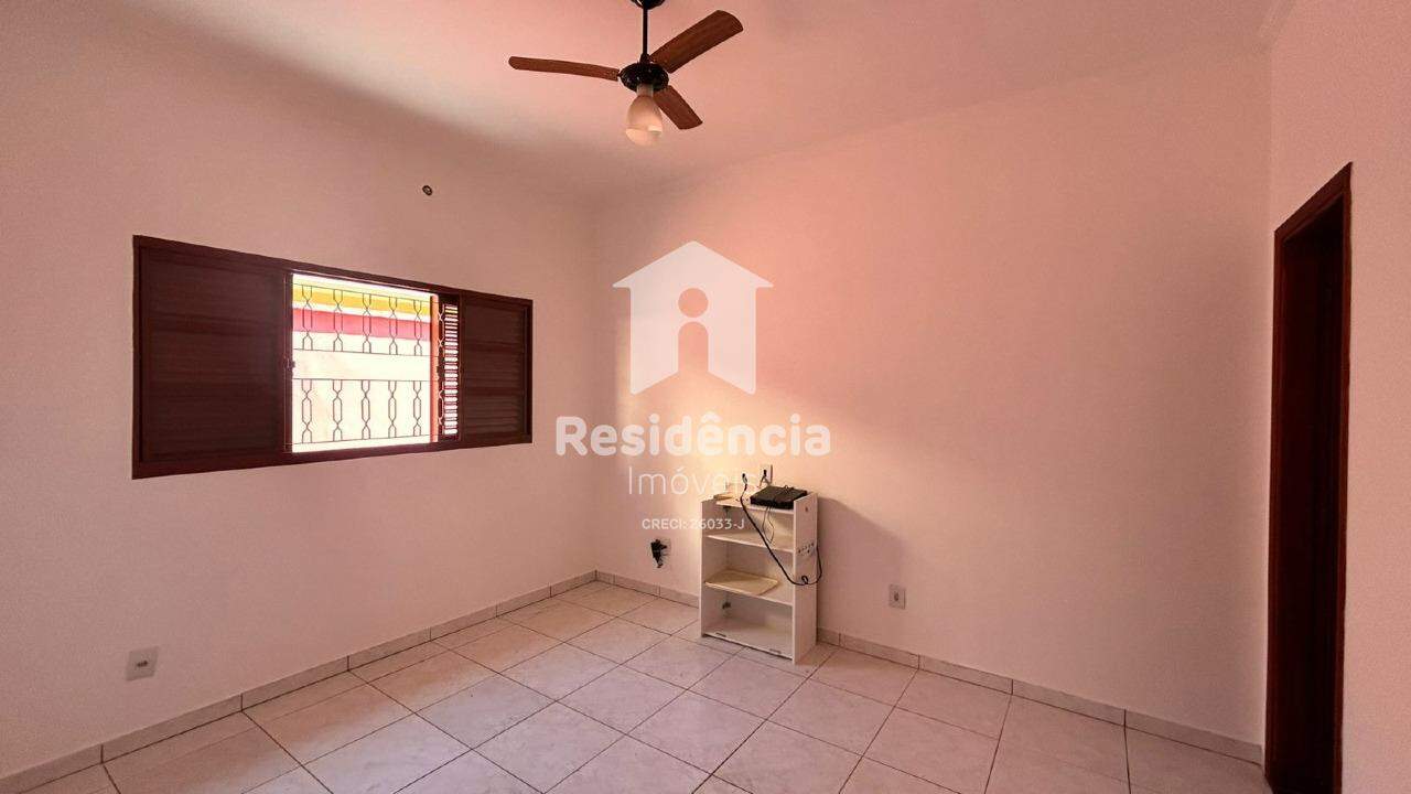 Casa à venda no Jardim Santa Emilia: 