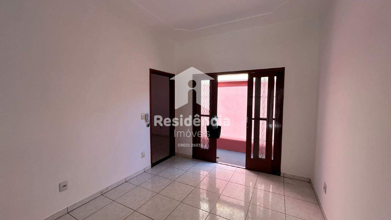 Casa à venda no Jardim Santa Emilia: 