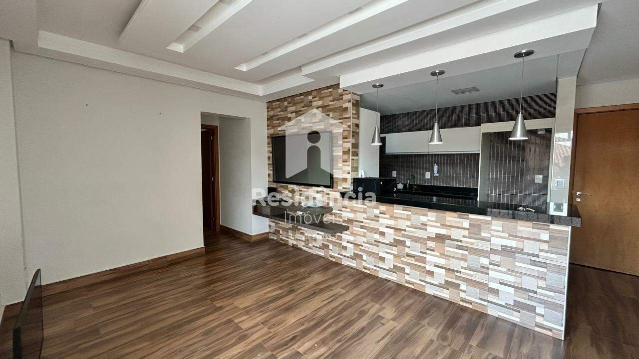 Apartamento para aluguel no Centro: 