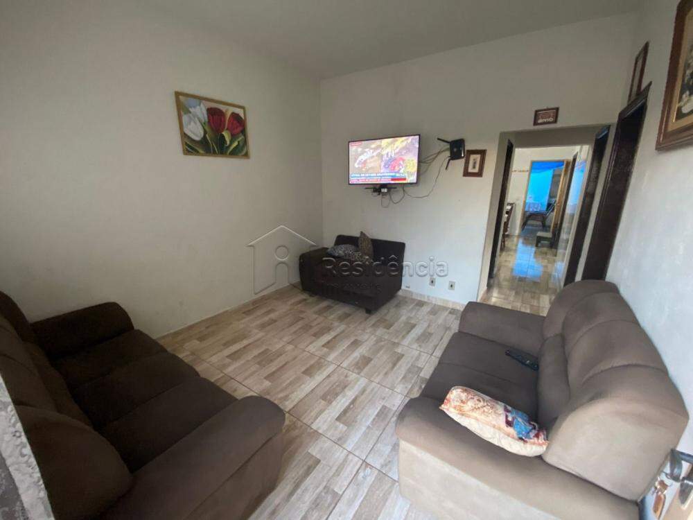 Casa à venda no Jardim José Justi: 