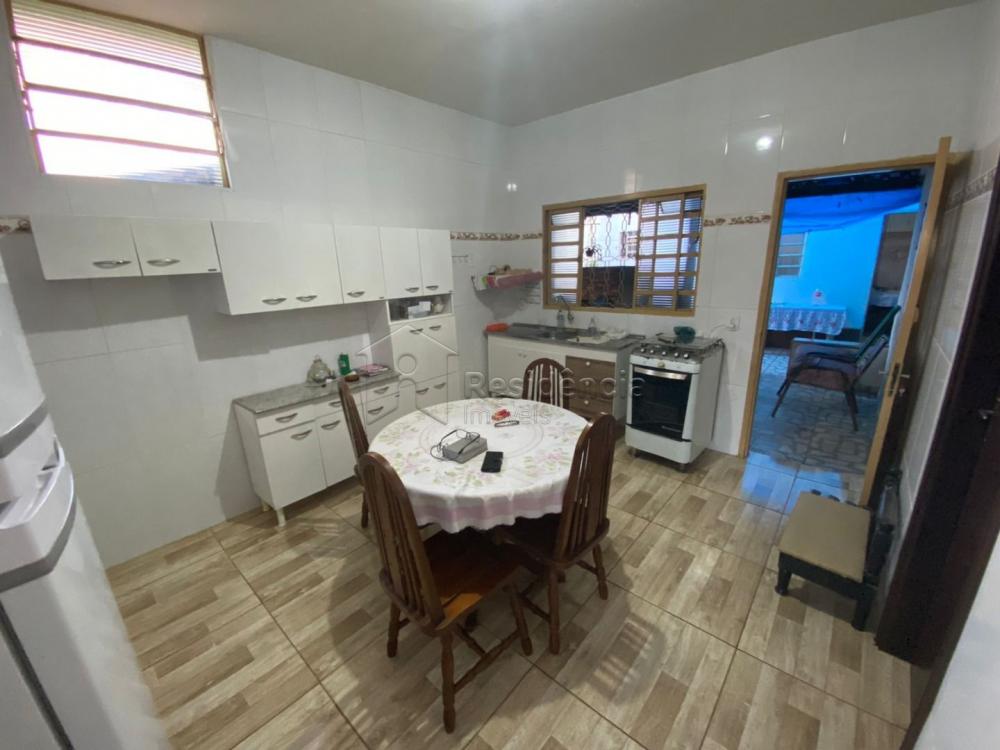 Casa à venda no Jardim José Justi: 