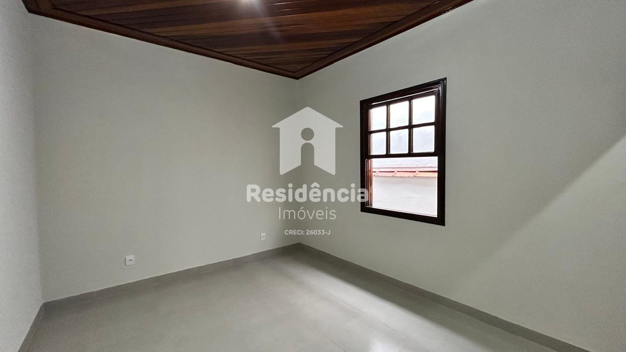 Casa para aluguel no Centro: 