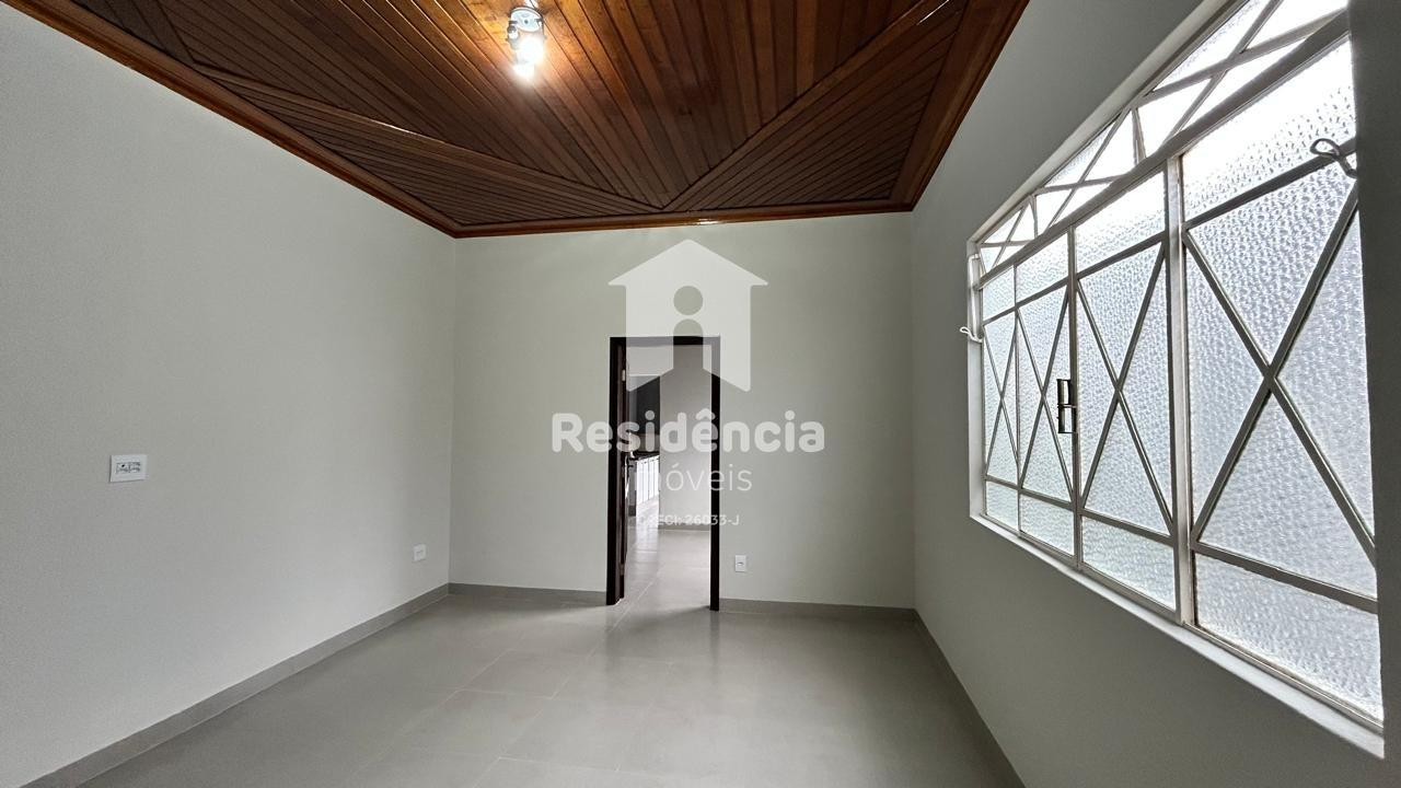Casa para aluguel no Centro: 