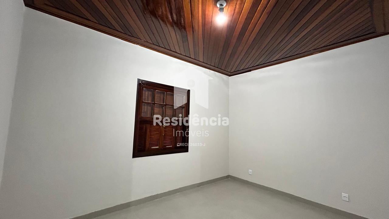 Casa para aluguel no Centro: 
