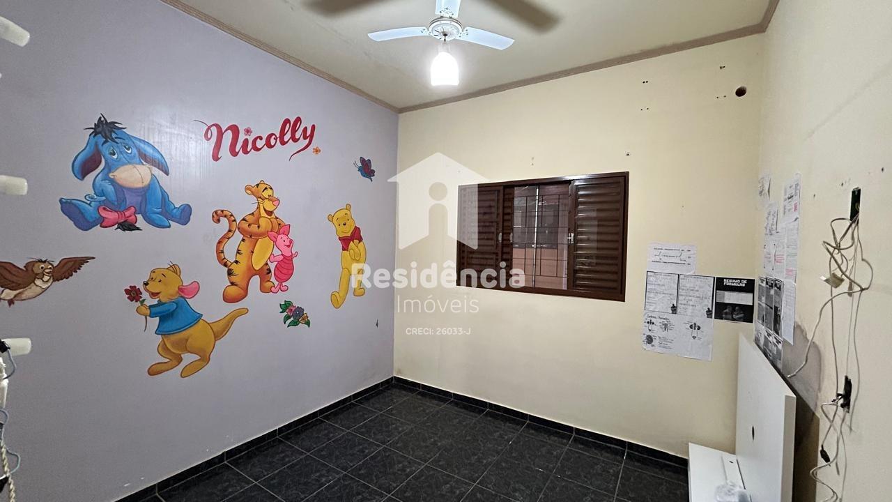 Casa à venda no Jardim Chico Piscina: 