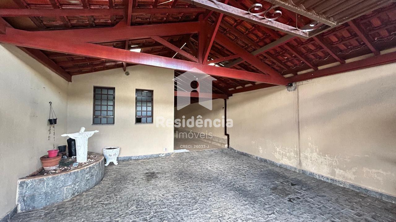 Casa à venda no Jardim Chico Piscina: 