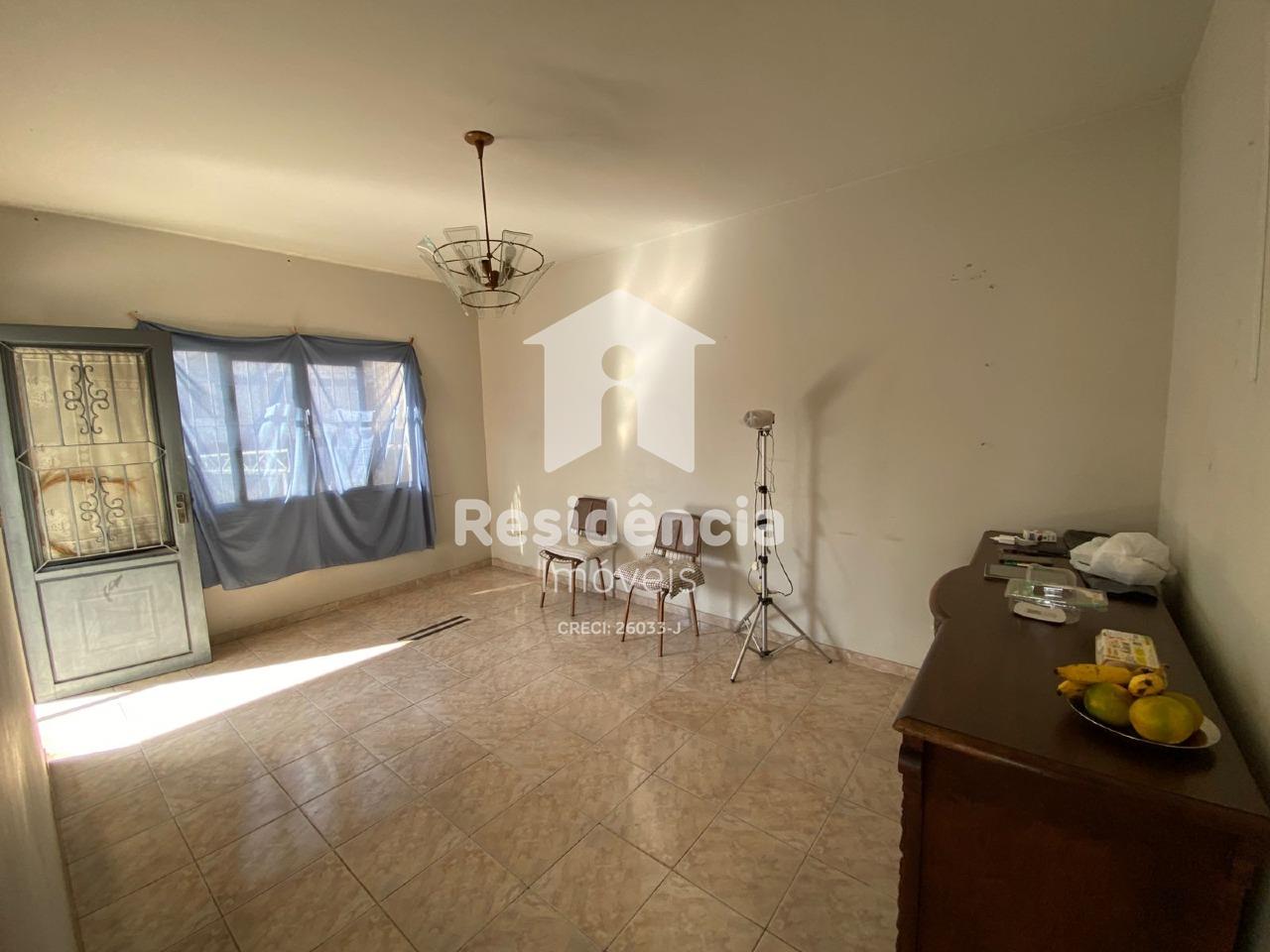 Casa para aluguel no Centro: 