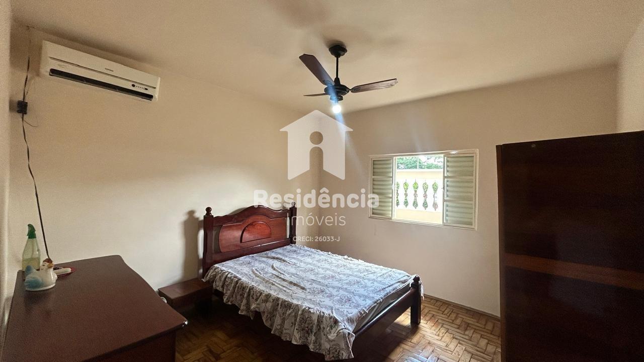 Casa à venda no Vila Lambari: 