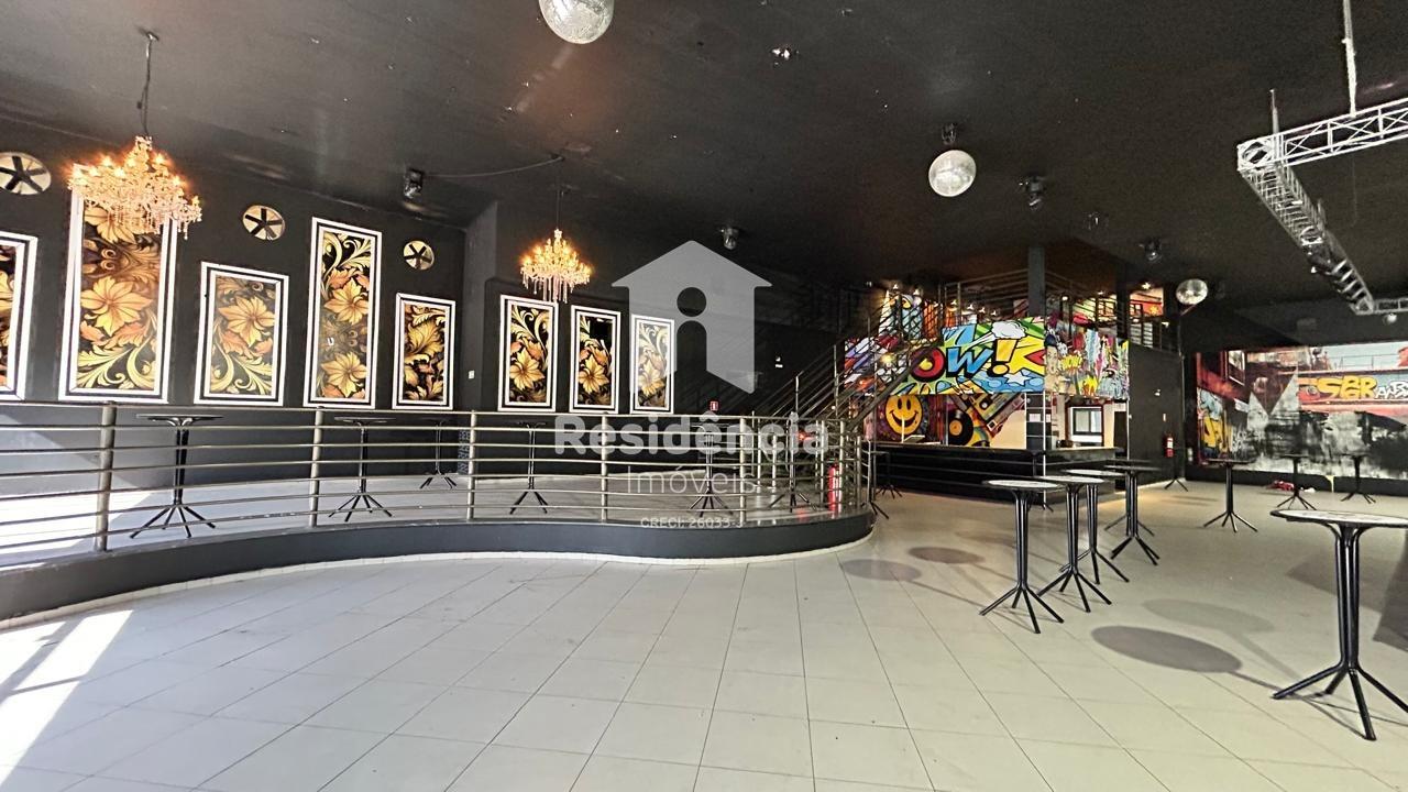 Prédio para aluguel no Brás: 