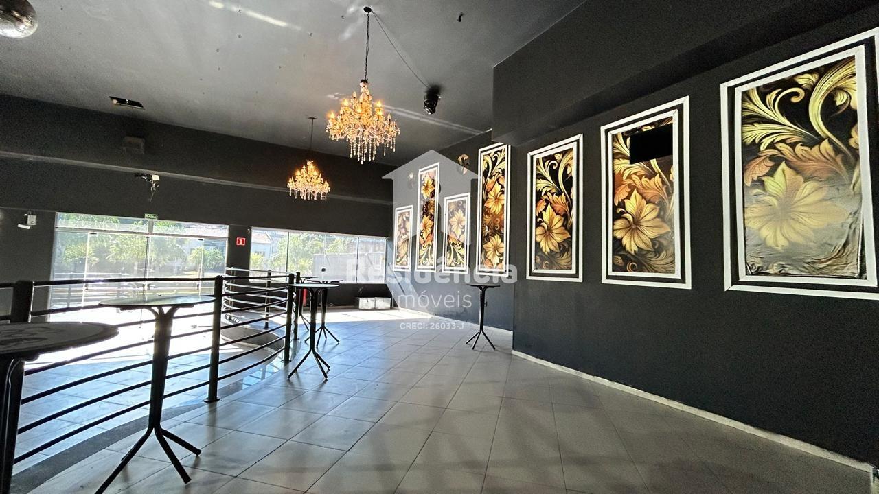 Prédio para aluguel no Brás: 