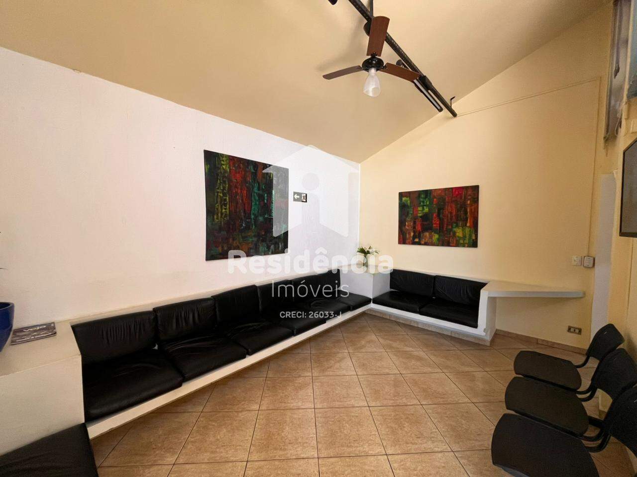 Prédio à venda no Jardim Santa Maria: 