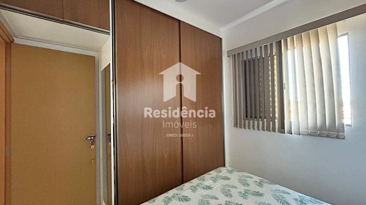 Apartamento à venda no Residencial Samambaia: 