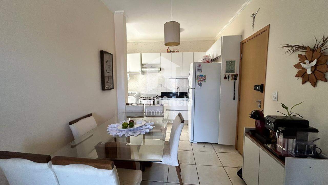 Apartamento à venda no Residencial Samambaia: 