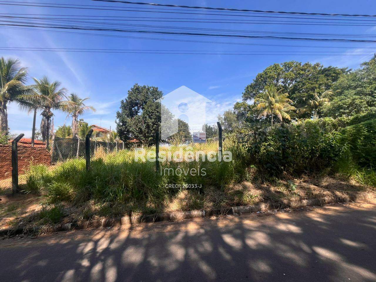 Terreno à venda no Chácara do Vale: 