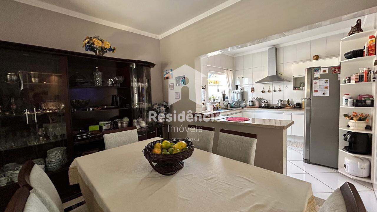 Casa à venda no Jardim São José: 