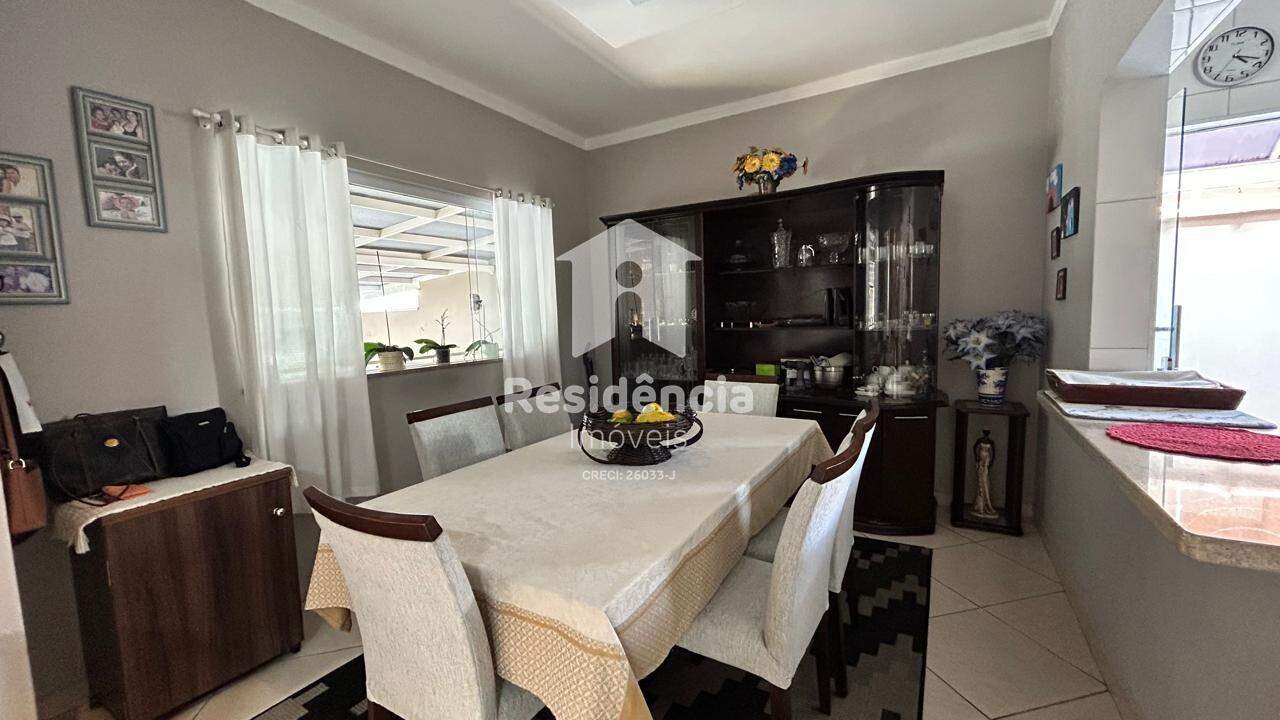 Casa à venda no Jardim São José: 