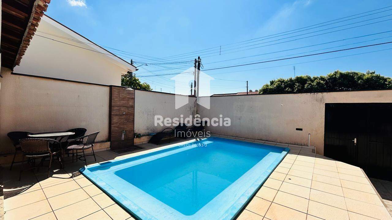 Casa à venda no Jardim São José: 