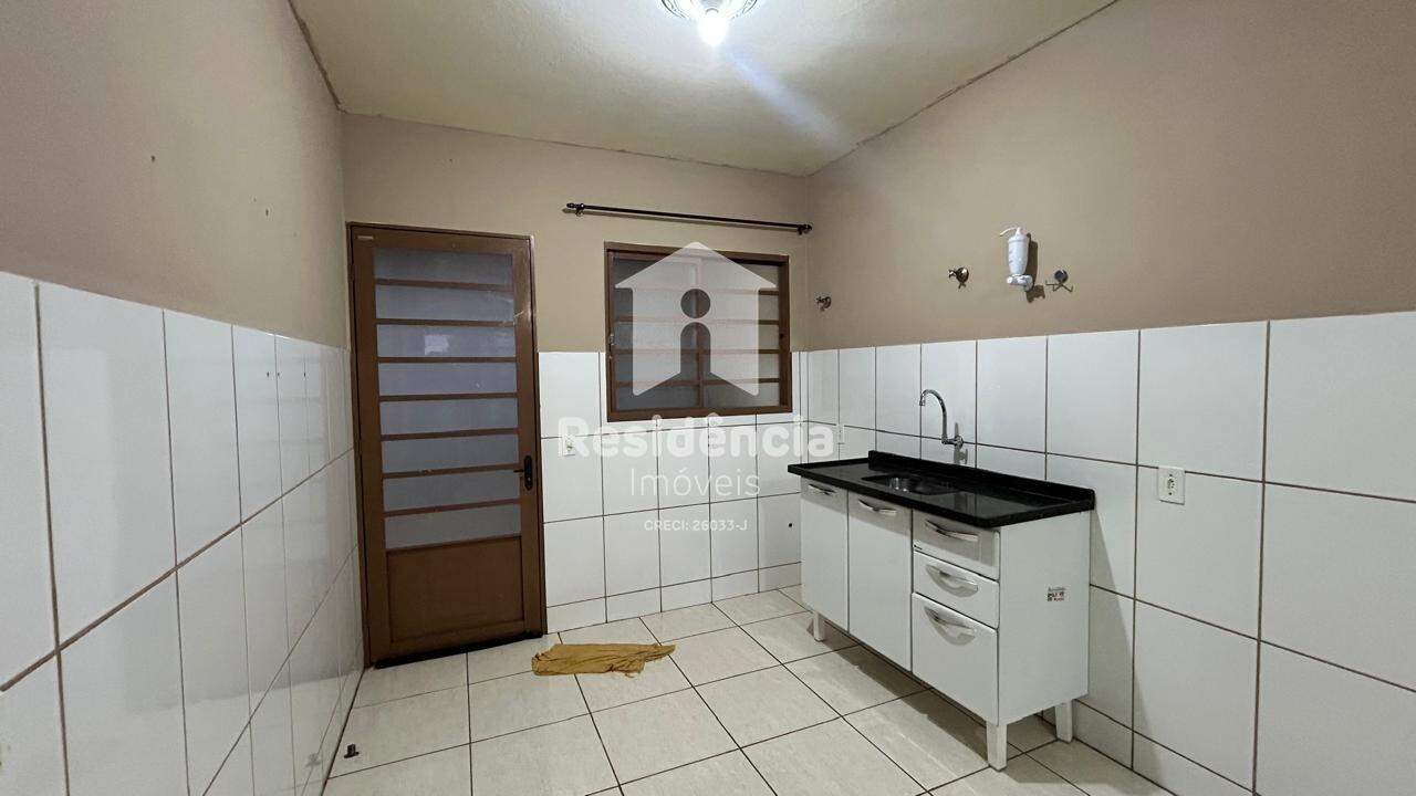 Casa para aluguel no Conjunto Habitacional Gildo Geraldo: 