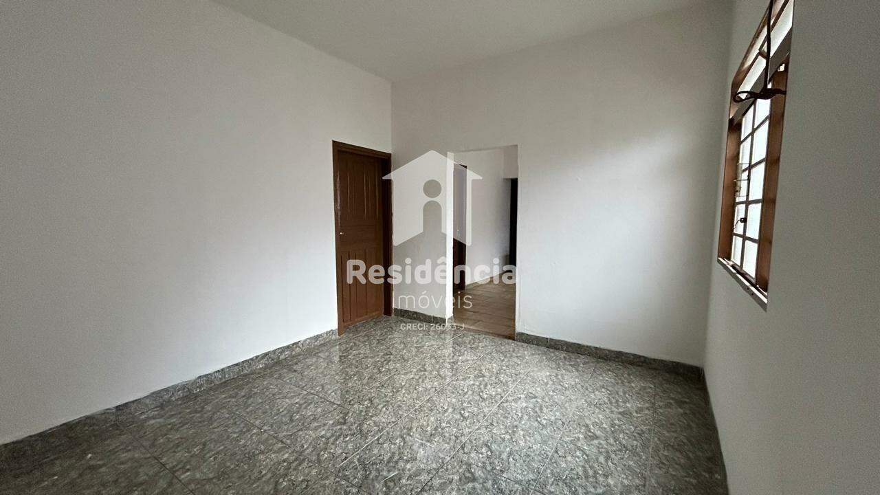Casa para aluguel no Centro: 