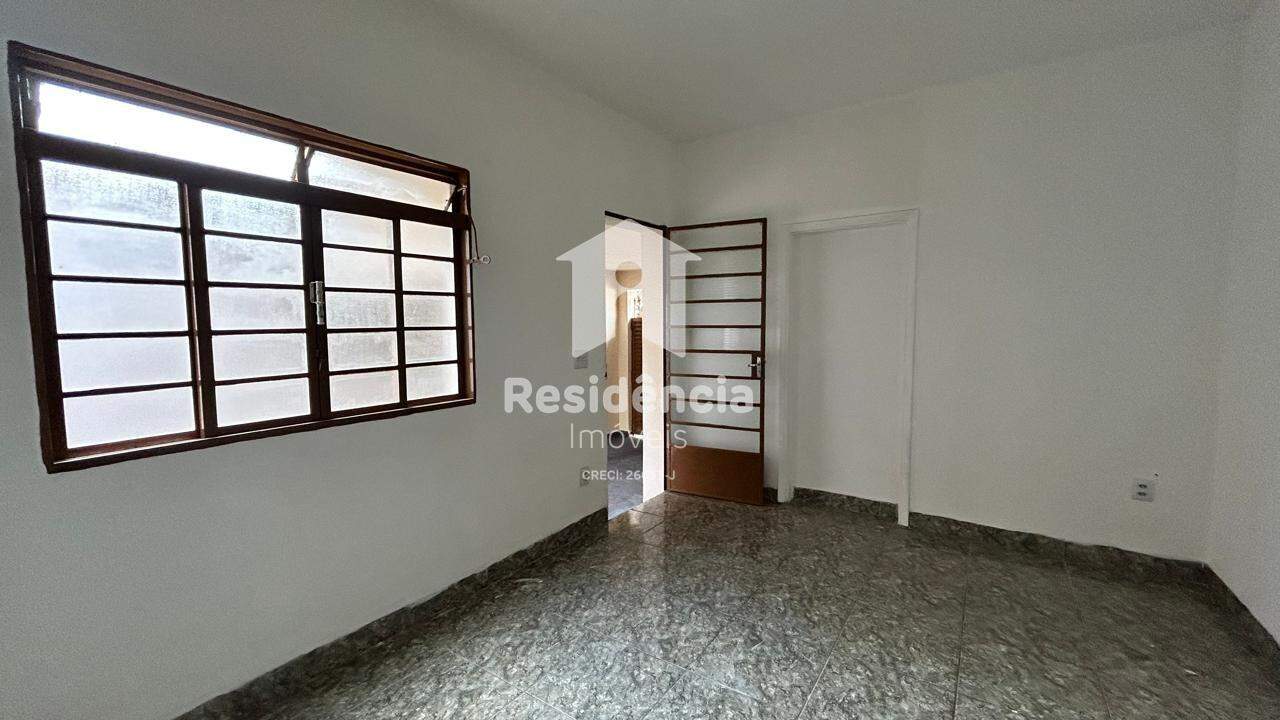Casa para aluguel no Centro: 