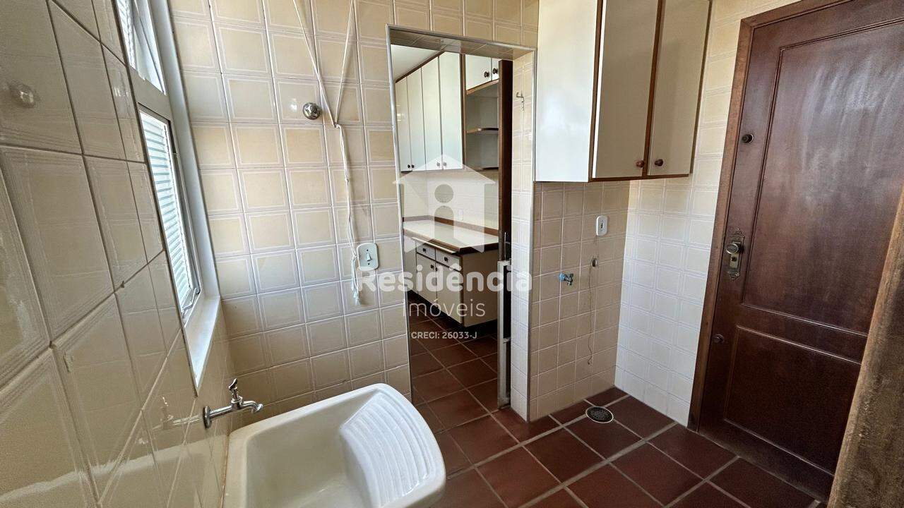 Apartamento para aluguel no Centro: 