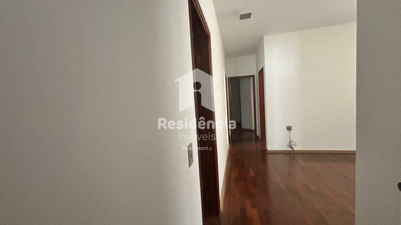 Casa para aluguel no Jardim Chico Piscina: 