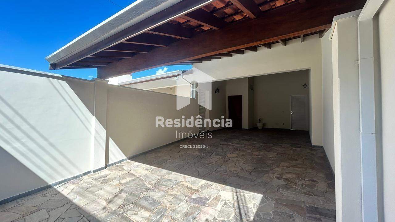 Casa para aluguel no Jardim Chico Piscina: 