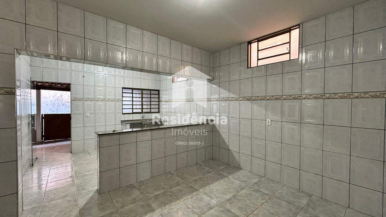 Casa para aluguel no Vila Naufel: 