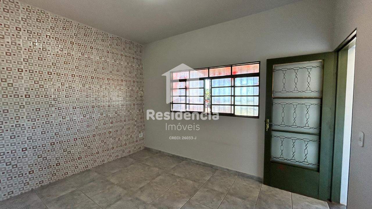Casa para aluguel no Vila Naufel: 