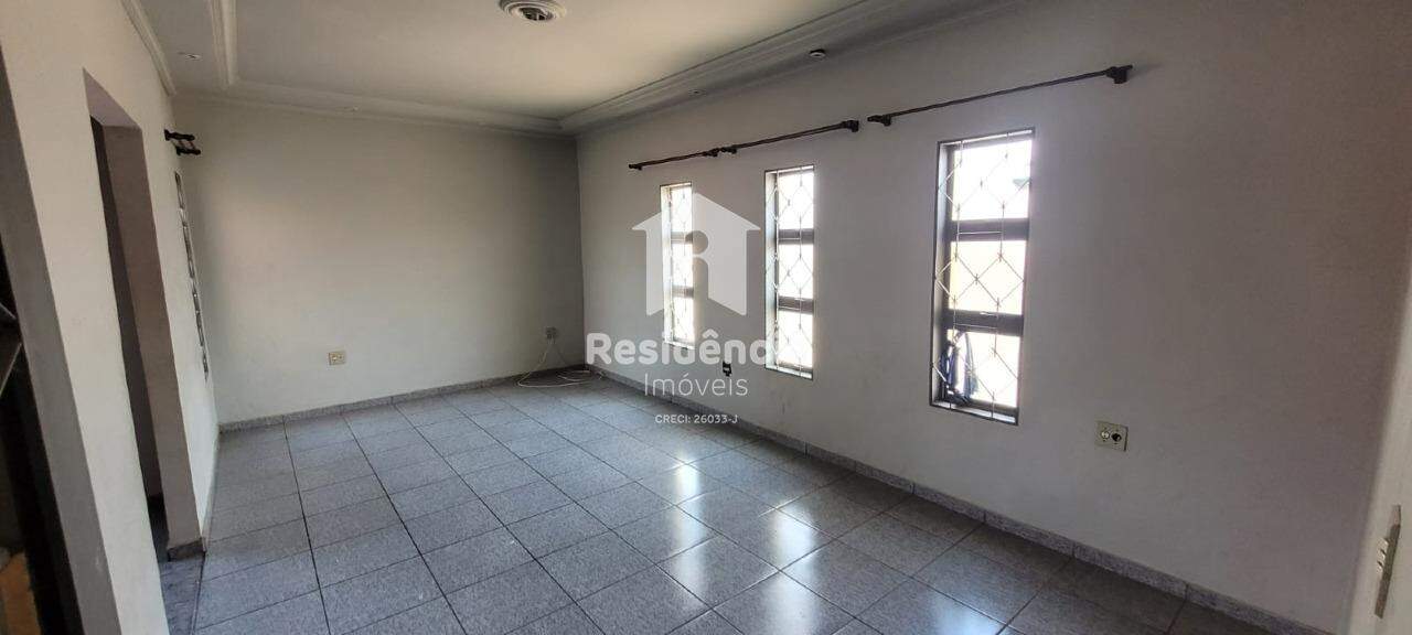 Casa à venda no Conjunto Habitacional Gilberto Rossetti: 
