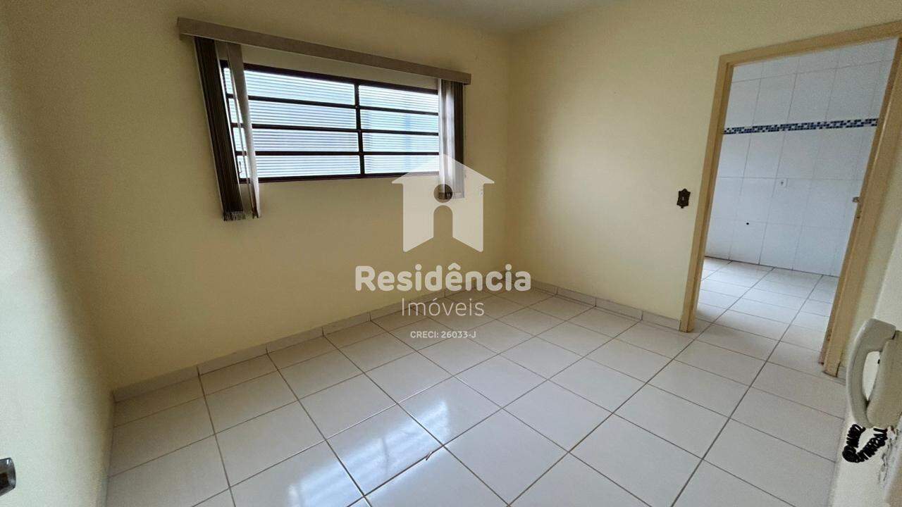 Casa à venda no Centro: 