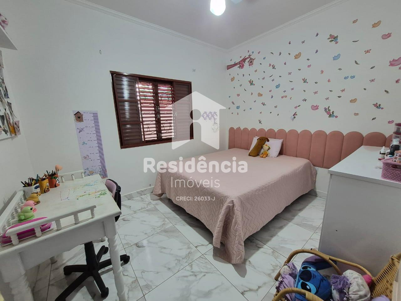 Casa à venda no Jardim Chico Piscina: 