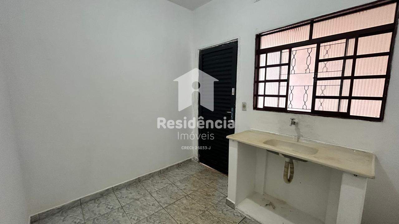 Casa para aluguel no Jardim Planalto Verde: 