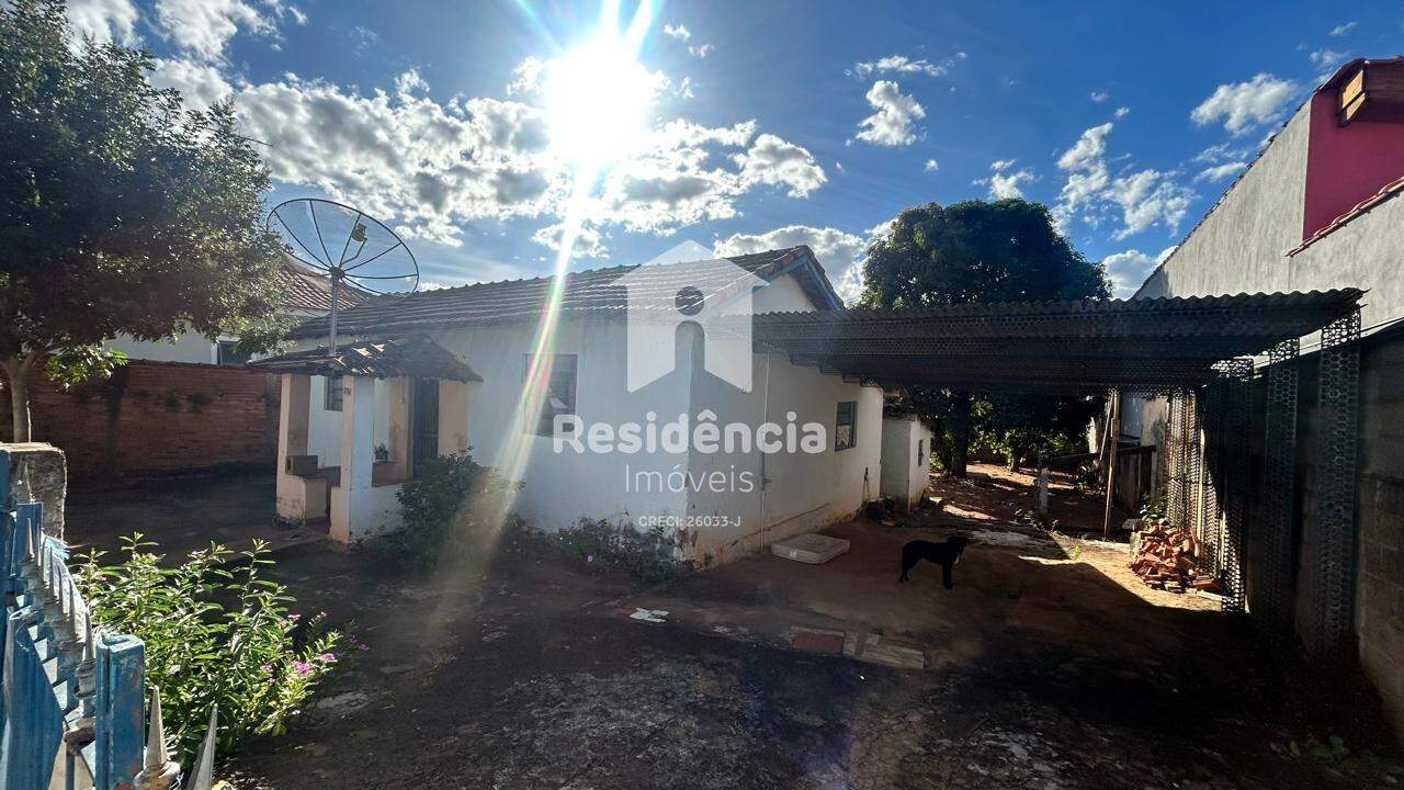 Casa à venda no Centro: 