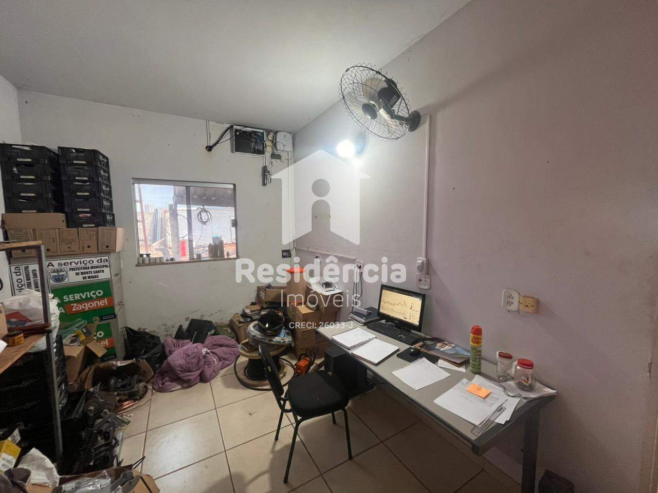 Prédio à venda no Jardim Santa Clara: 