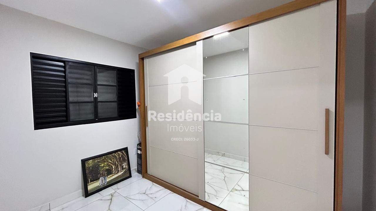Casa à venda no Conjunto Habitacional Gildo Geraldo: 