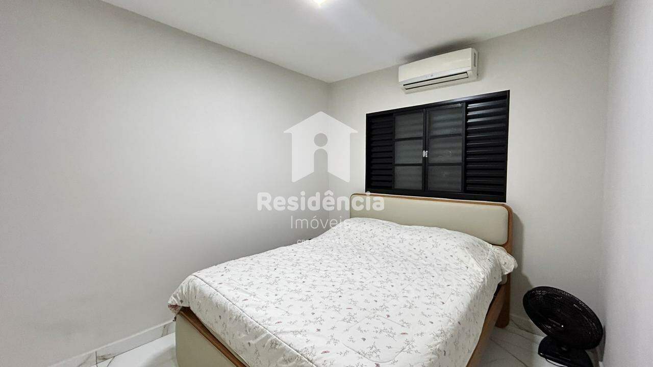 Casa à venda no Conjunto Habitacional Gildo Geraldo: 