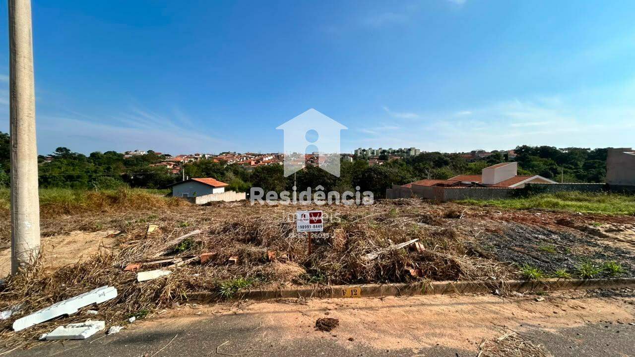 Terreno à venda no Jardim Boa Vista: 
