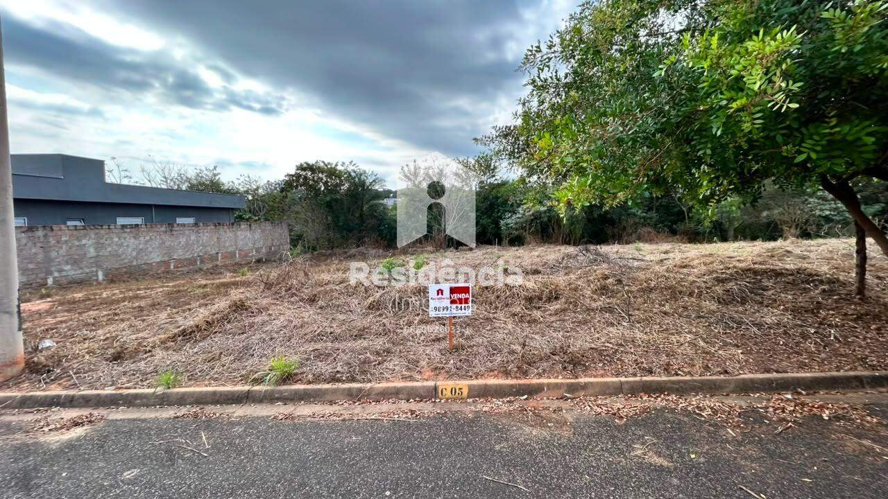 Terreno à venda no Jardim Boa Vista: 