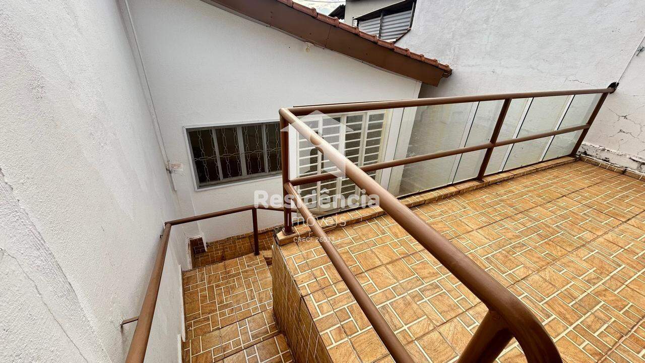 Casa à venda no Jardim São Francisco: 