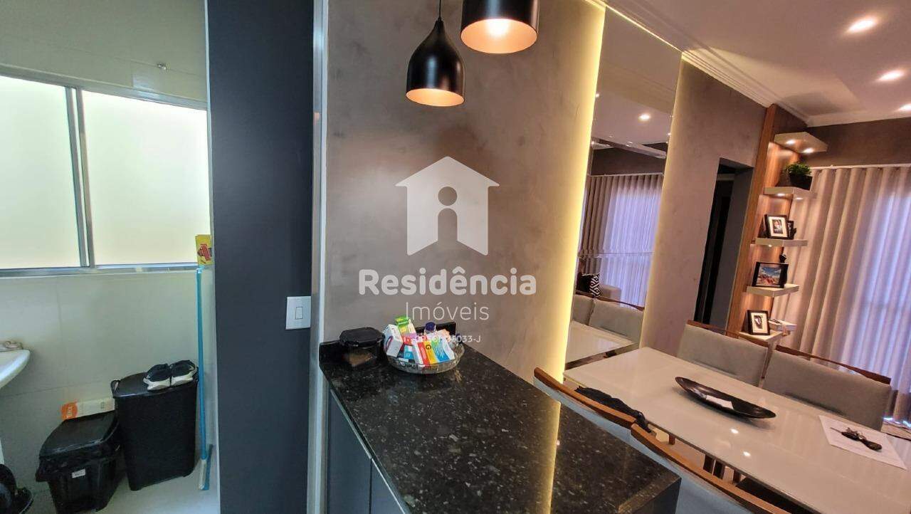 Apartamento à venda no Residencial Samambaia: 