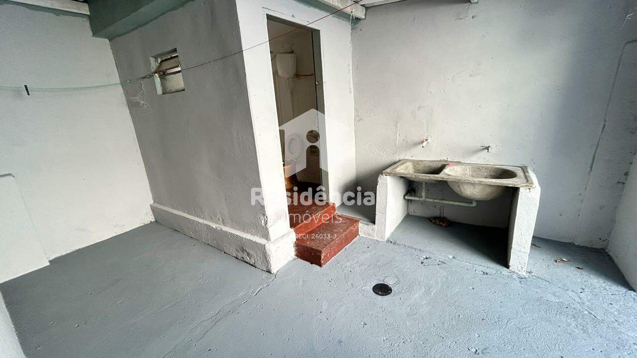 Casa para aluguel no Centro: 