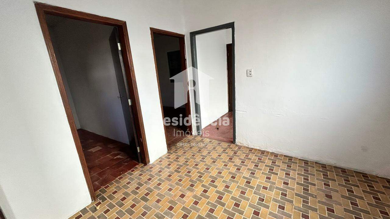 Casa para aluguel no Centro: 