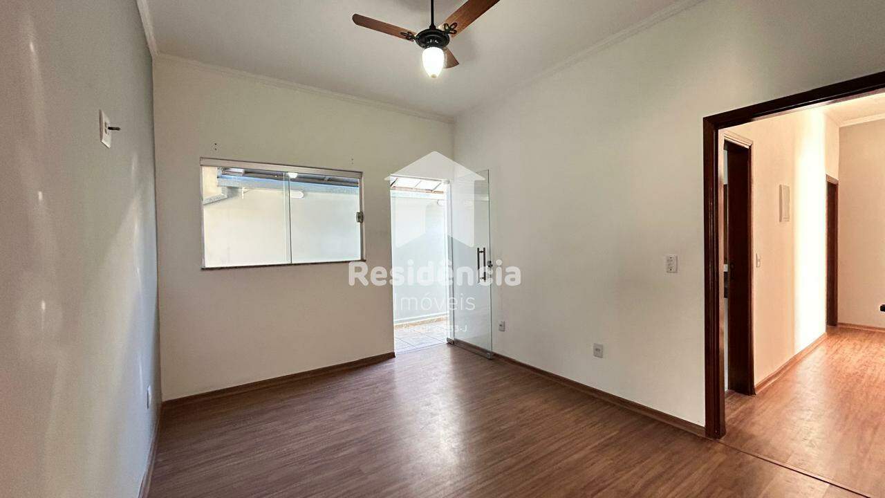 Casa à venda no Aparecida: 