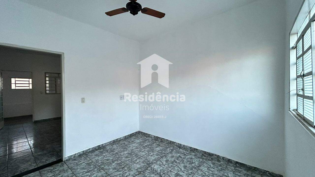 Casa para aluguel no Vila Carvalho: 