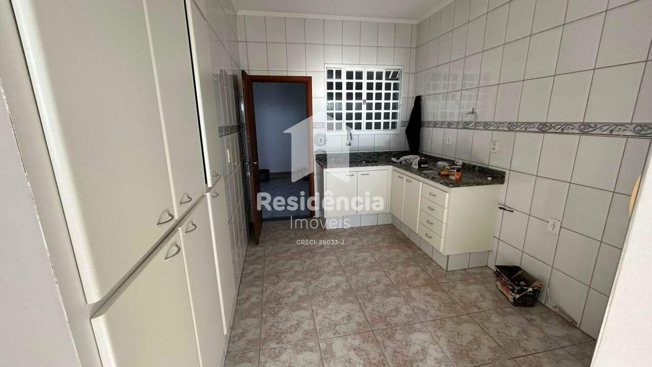 Casa para aluguel no Jardim São Domingos (Chácaras São Domingos): 