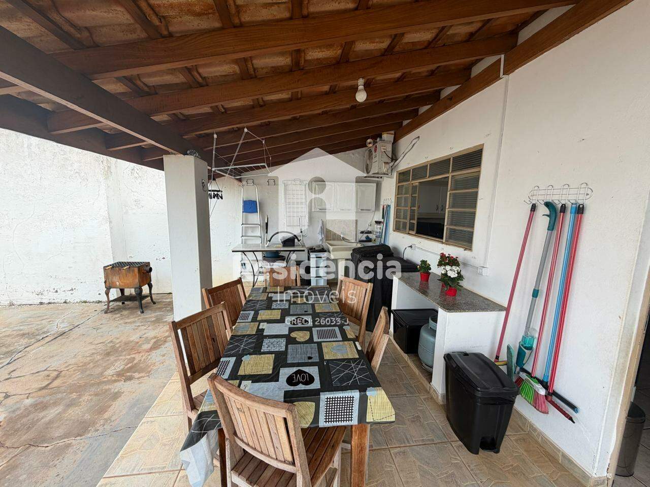 Casa à venda no Centro: 
