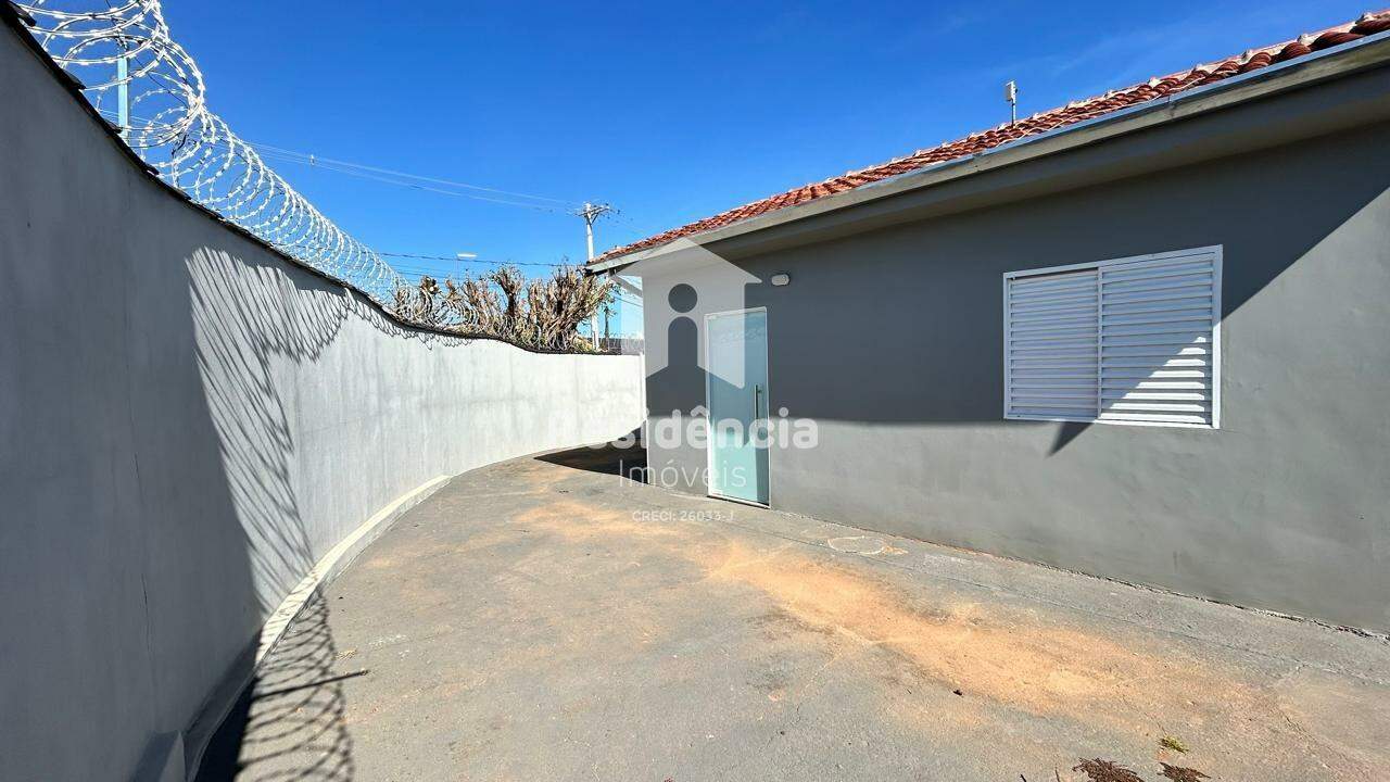 Casa para aluguel no Conjunto Habitacional Gilberto Rossetti: 